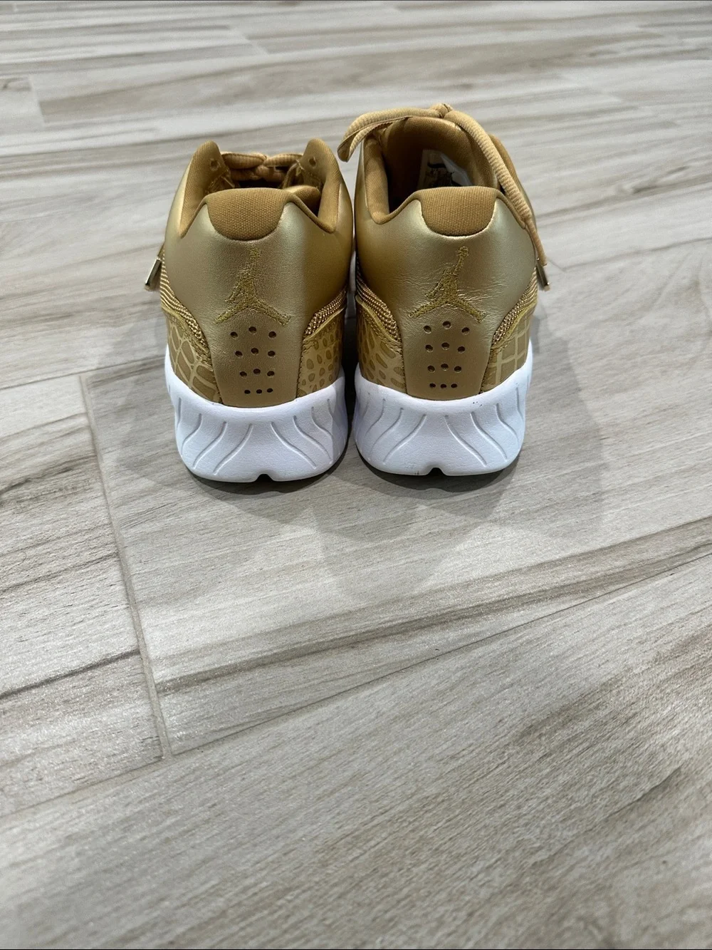 Jordan sneakers metallic